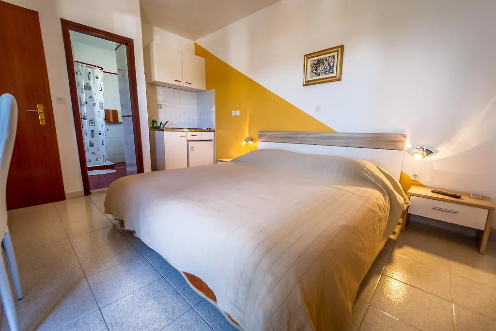 Apartments Borghese Пула